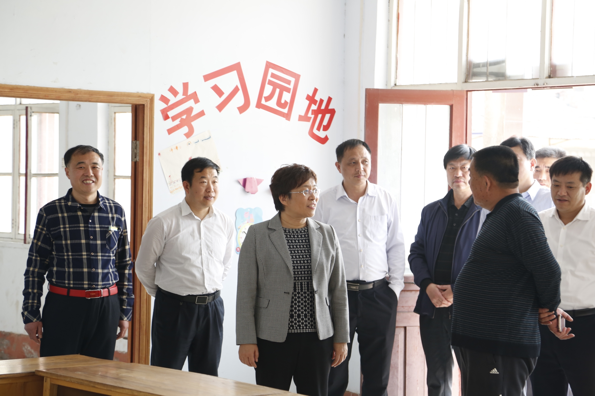 _15A2528_看图王.jpg